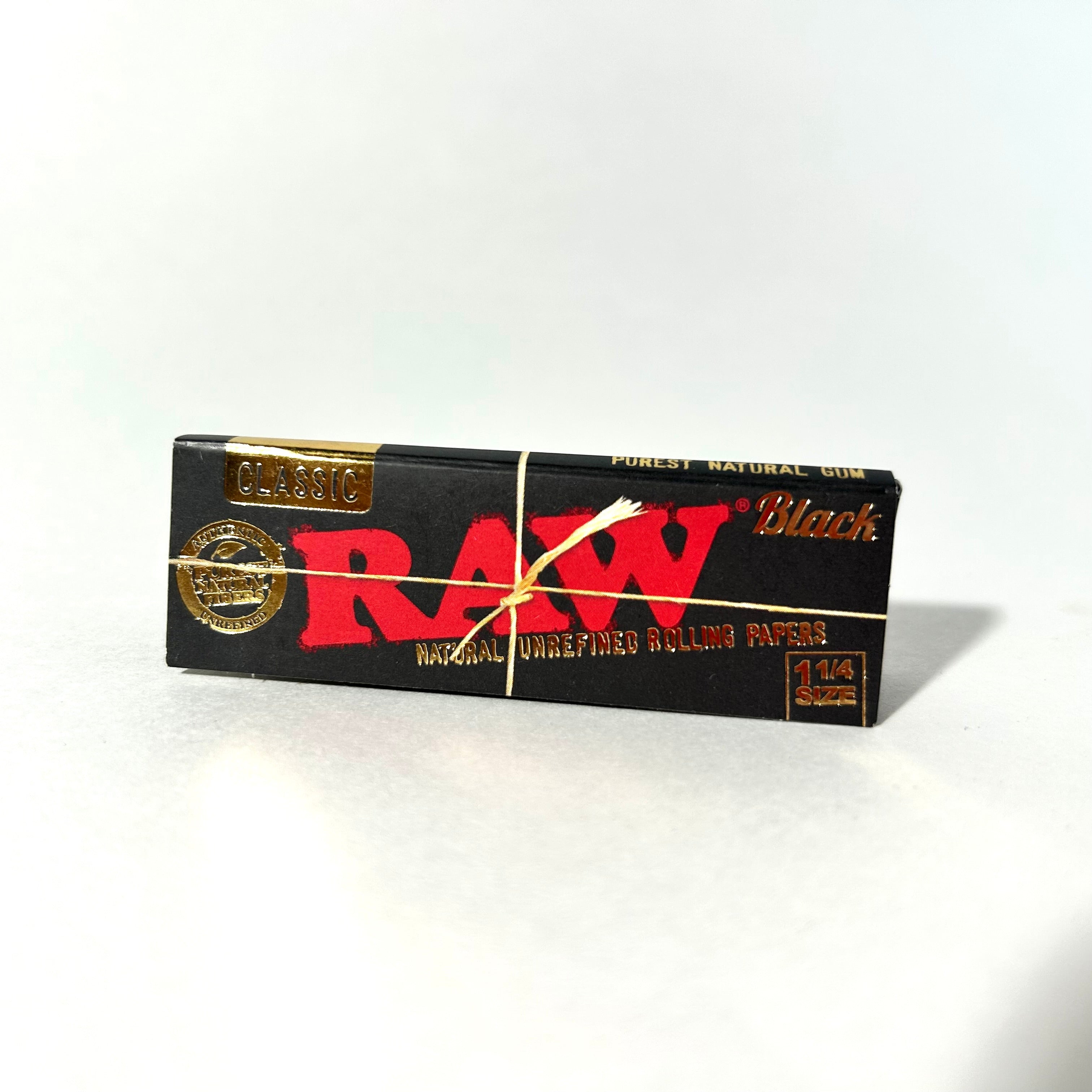 Raw Classic Papers Black (1 1 4) – Bertha's Depot